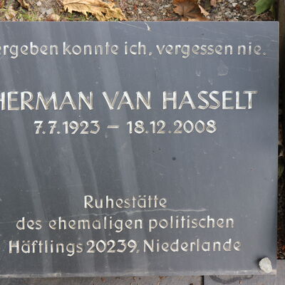 Bild vergr&ouml;&szlig;ern: Ruhestätte van Hasselt